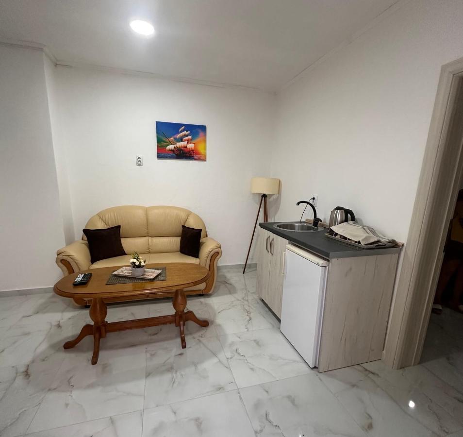 Apartments Sr Улцин Екстериор снимка